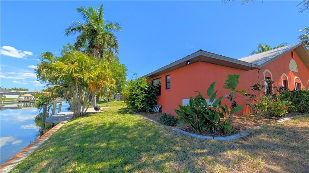 Image 43 of property listing at 1422 SW 4th AVE, Cape Coral, FL 33991