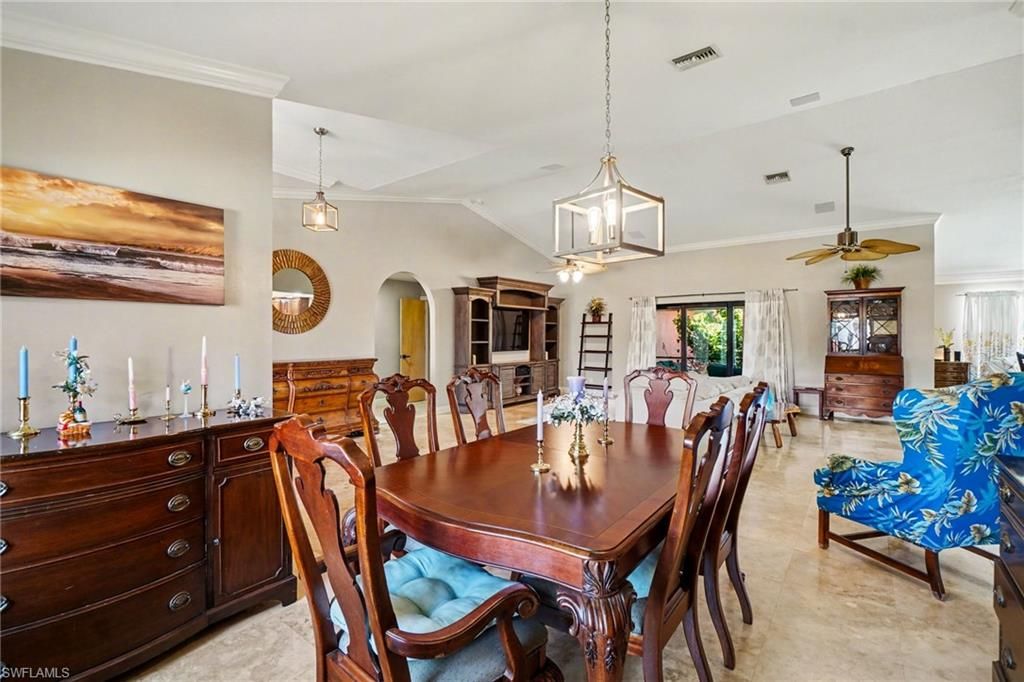 Image 7 of property listing at 1422 SW 4th AVE, Cape Coral, FL 33991