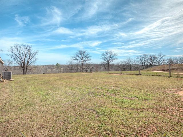 1650 Hayfield Road, Norman, OK 73026