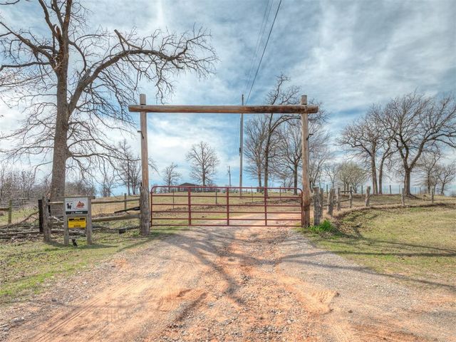 1650 Hayfield Road, Norman, OK 73026