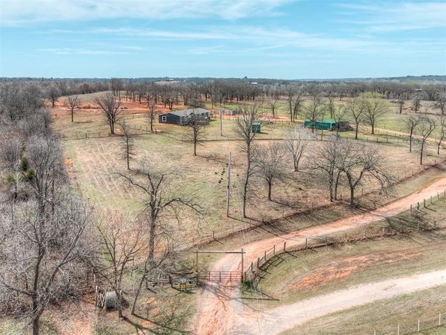 1650 Hayfield Road, Norman, OK 73026