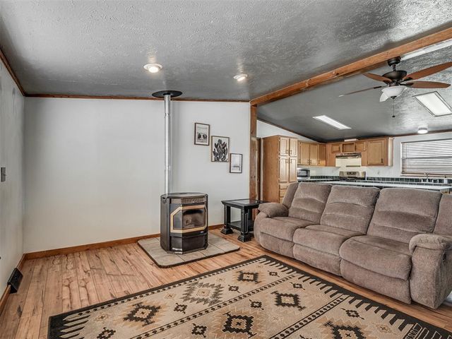 1650 Hayfield Road, Norman, OK 73026