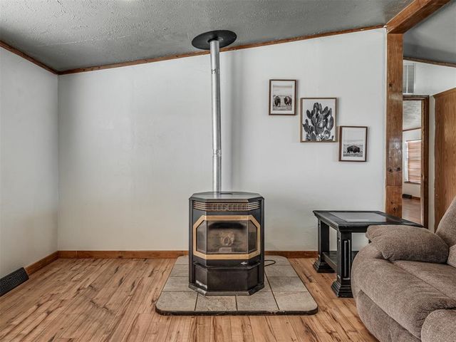 1650 Hayfield Road, Norman, OK 73026