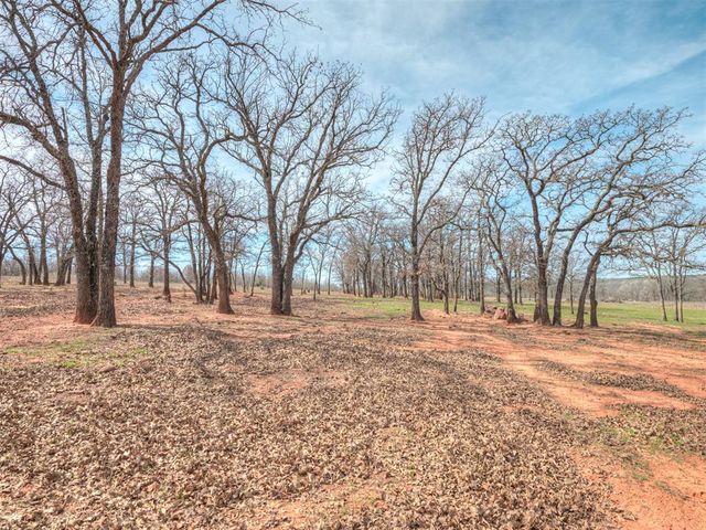 1650 Hayfield Road, Norman, OK 73026
