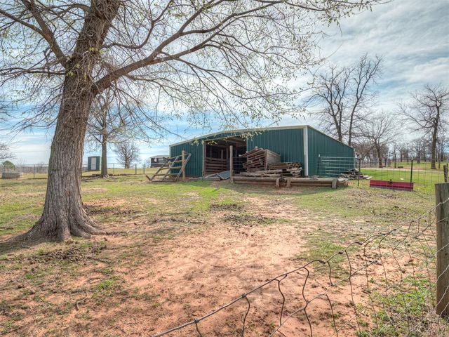 1650 Hayfield Road, Norman, OK 73026