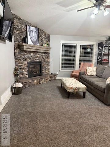 5503 Lakefield Cir, Ammon, ID 83406