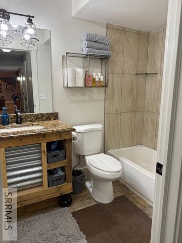 5503 Lakefield Cir, Ammon, ID 83406