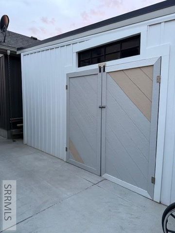 5503 Lakefield Cir, Ammon, ID 83406