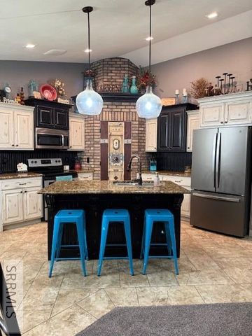 5503 Lakefield Cir, Ammon, ID 83406