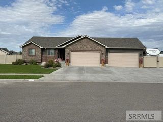 5503 Lakefield Cir, Ammon, ID 83406