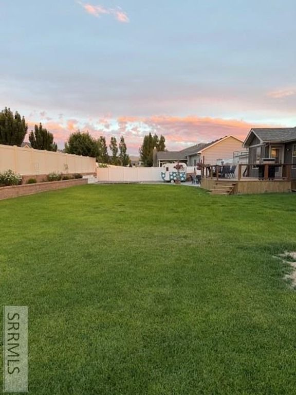 Image 2 of property listing at 5503 Lakefield Cir, Ammon, ID 83406