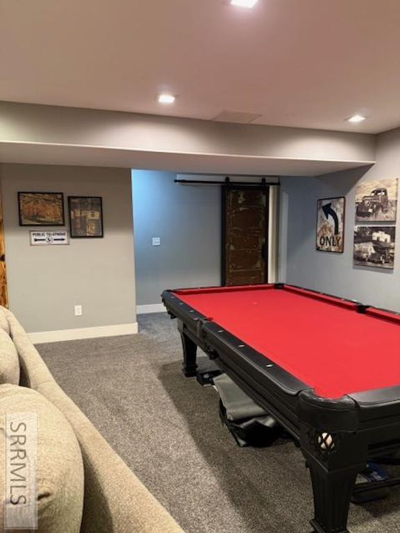 Image 20 of property listing at 5503 Lakefield Cir, Ammon, ID 83406