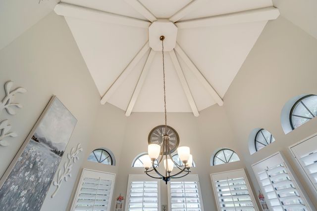 1105 Crestwood Court, Desoto, TX 75115