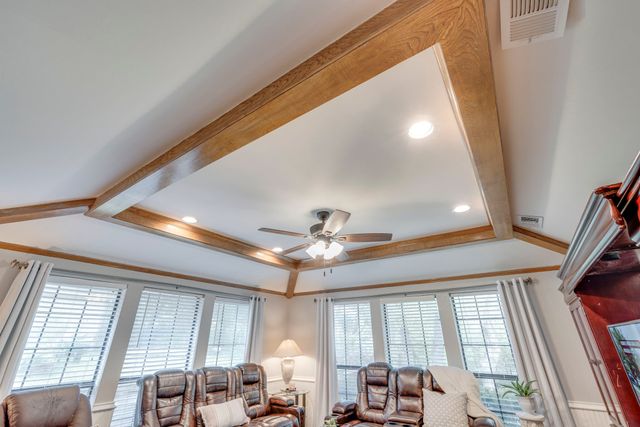 1105 Crestwood Court, Desoto, TX 75115