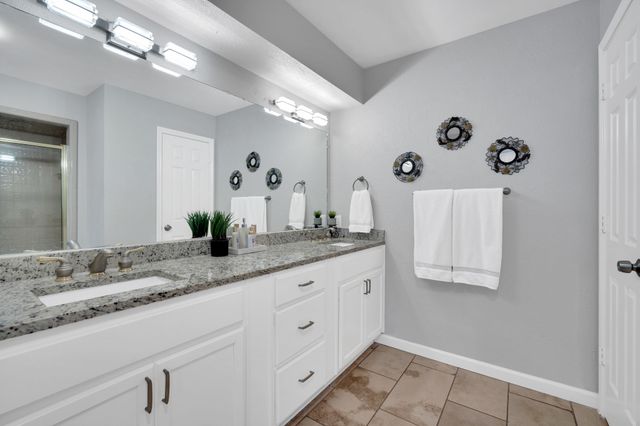 1105 Crestwood Court, Desoto, TX 75115