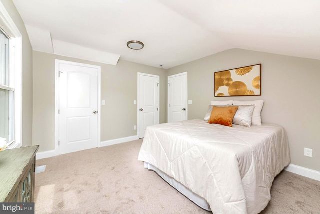 5611 PILGRIM RD, Baltimore, MD 21214