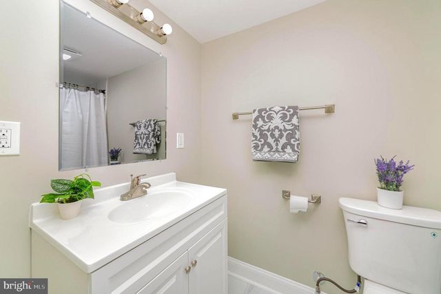 5611 PILGRIM RD, Baltimore, MD 21214
