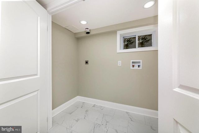 5611 PILGRIM RD, Baltimore, MD 21214
