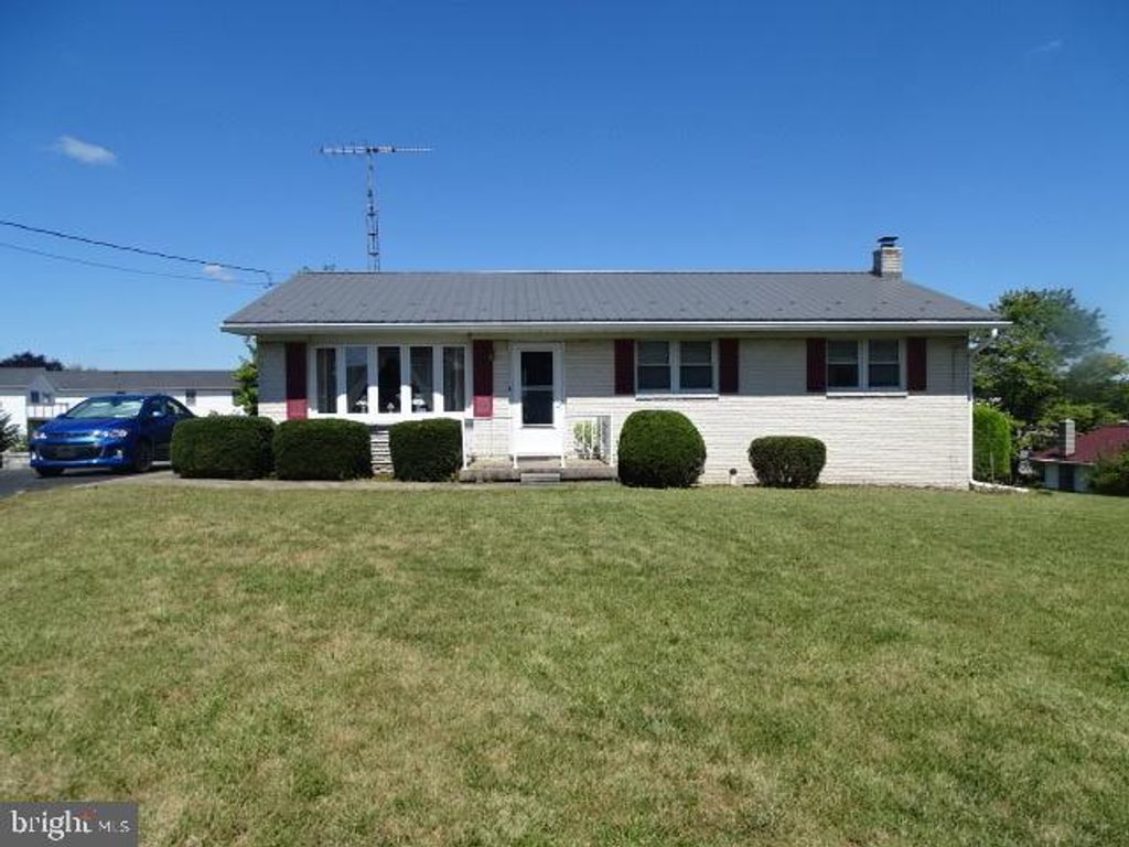 3645 WEST AVENUE, Greencastle, PA 17225