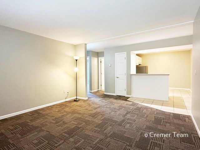 756 W Kilgore Road 102, Kalamazoo, MI 49008