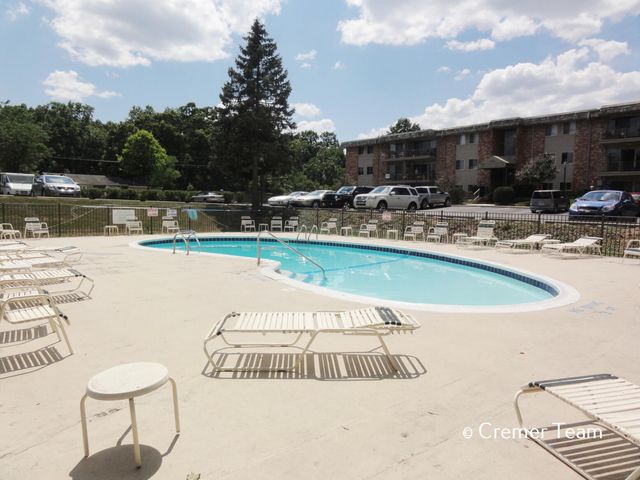 756 W Kilgore Road 102, Kalamazoo, MI 49008