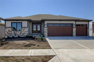 827 Reed Drive, Raymore, MO 64083