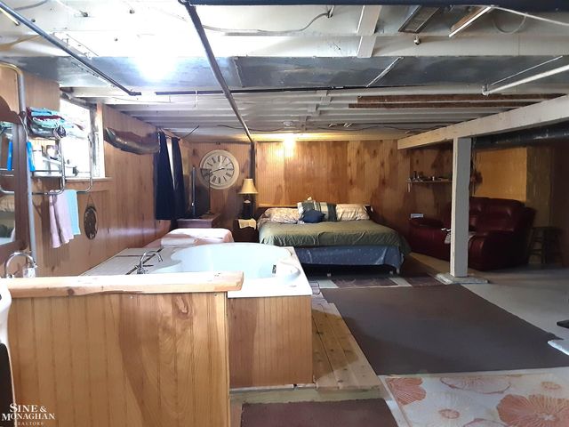 1211 Minnie Street, Port Huron, MI 48060