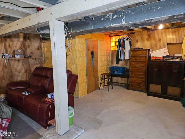 1211 Minnie Street, Port Huron, MI 48060