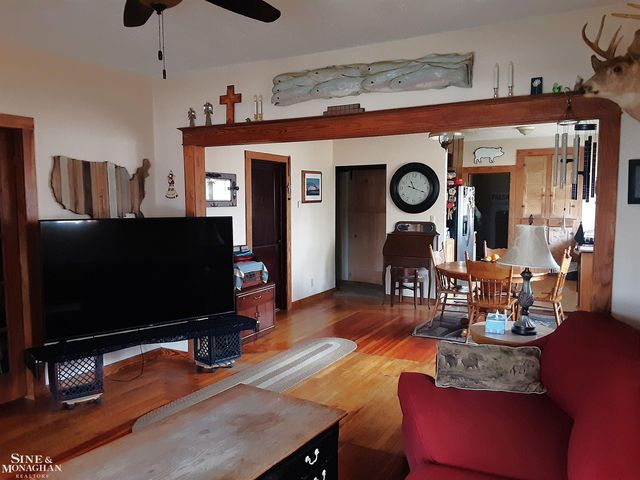 1211 Minnie Street, Port Huron, MI 48060