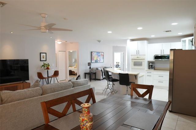 821 SW 13th Ct, Pompano Beach, FL 33060