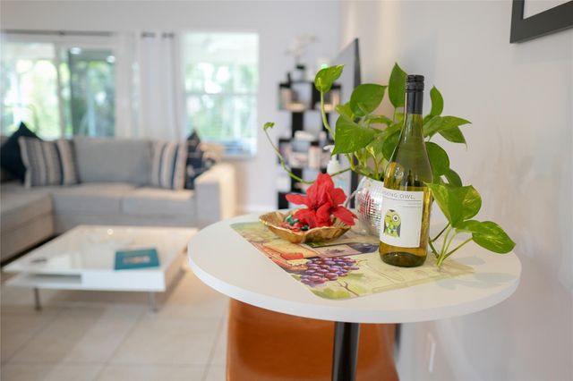 821 SW 13th Ct, Pompano Beach, FL 33060