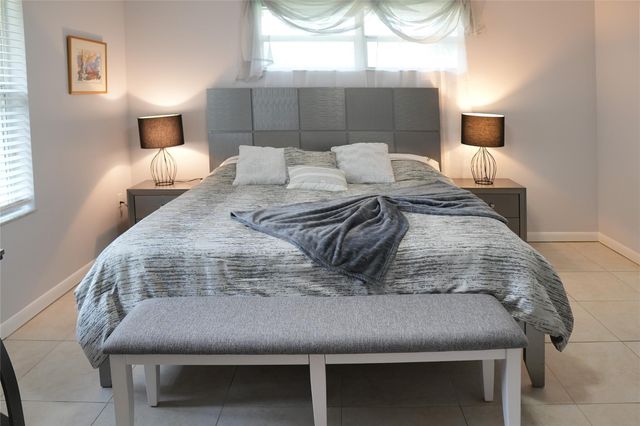 821 SW 13th Ct, Pompano Beach, FL 33060