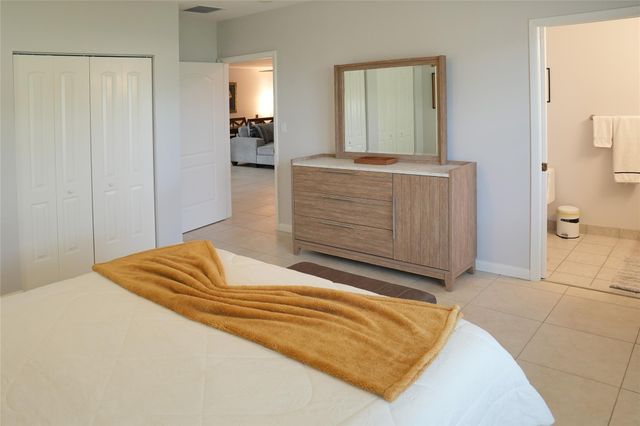 821 SW 13th Ct, Pompano Beach, FL 33060