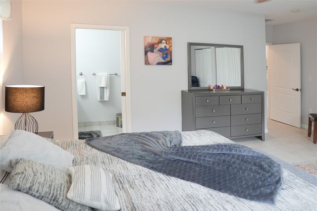 821 SW 13th Ct, Pompano Beach, FL 33060