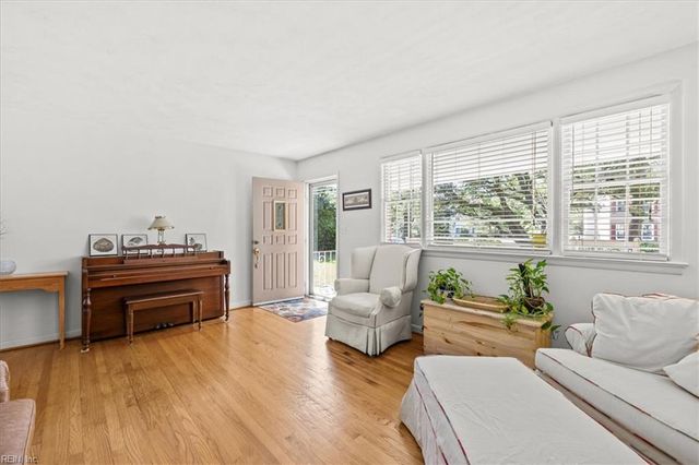 2712 Broad Bay RD, Virginia Beach, VA 23451