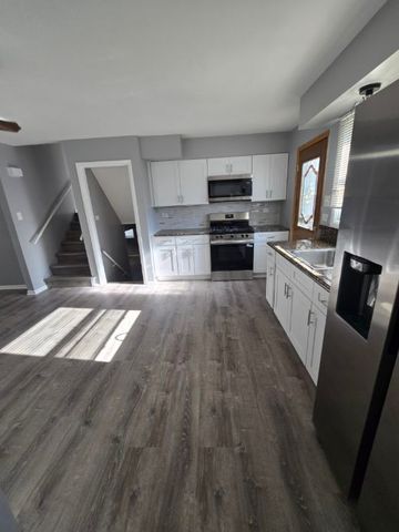 9621 S Kostner Avenue, Oak Lawn, IL 60453