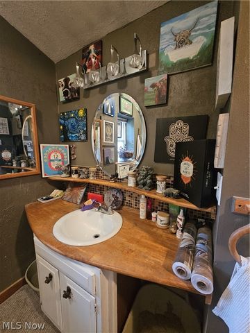 31438 Center Ridge Road, Westlake, OH 44145