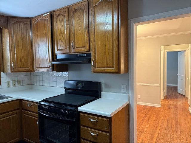 1403 W 27th Terrace S, Independence, MO 64052