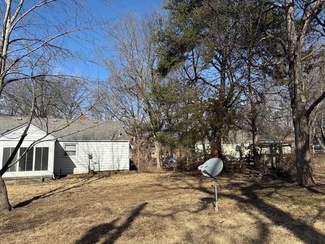 1403 W 27th Terrace S, Independence, MO 64052