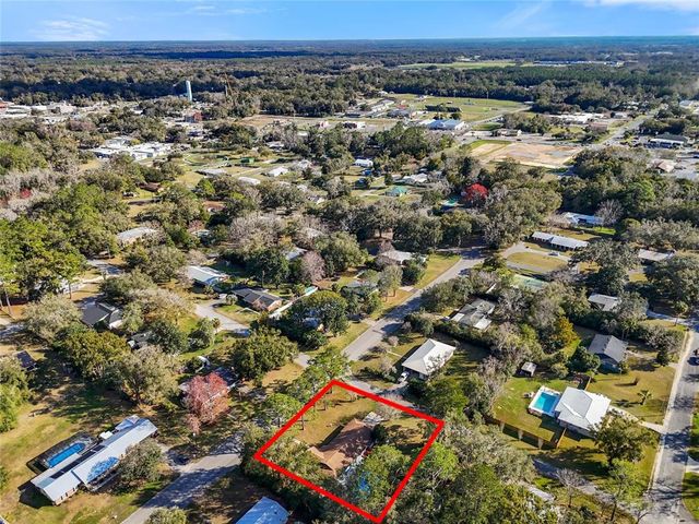 312 NW 7TH STREET, Williston, FL 32696