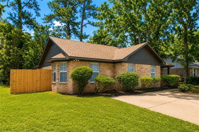 2524 Oakmont Court, Mobile, AL 36605