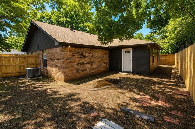 2524 Oakmont Court, Mobile, AL 36605
