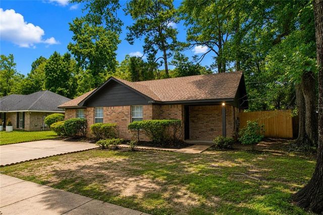 2524 Oakmont Court, Mobile, AL 36605