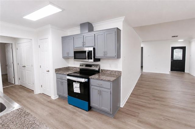 2524 Oakmont Court, Mobile, AL 36605