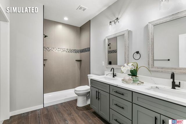 10721 Majestic Lane, Lincoln, NE 68527
