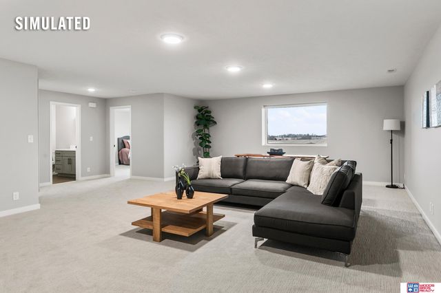 10721 Majestic Lane, Lincoln, NE 68527