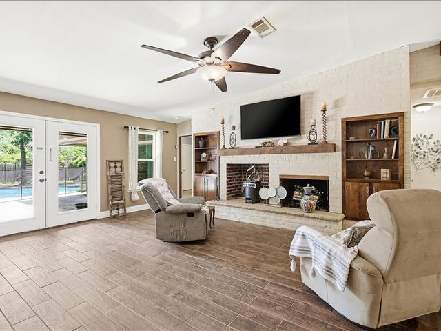 200 Timberlane Terrace, Euless, TX 76039