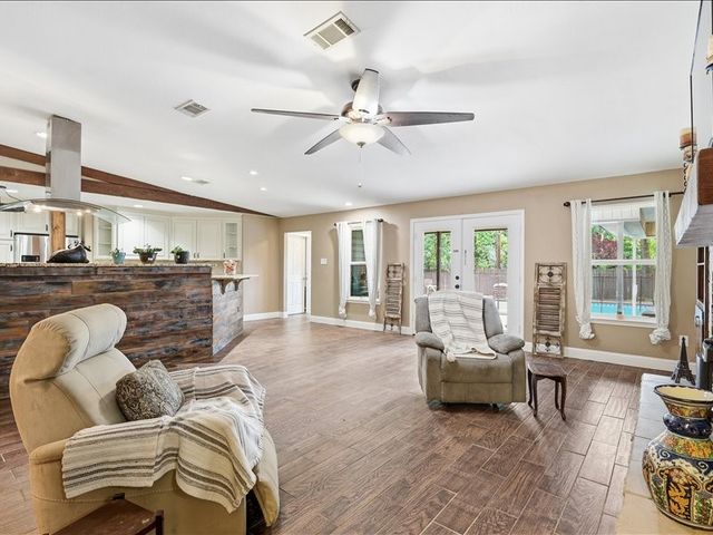 200 Timberlane Terrace, Euless, TX 76039