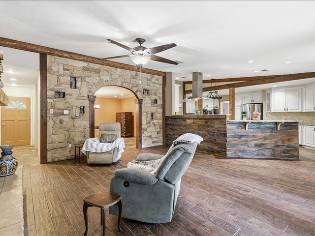 200 Timberlane Terrace, Euless, TX 76039