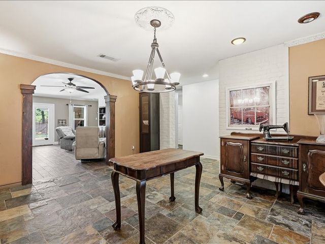200 Timberlane Terrace, Euless, TX 76039